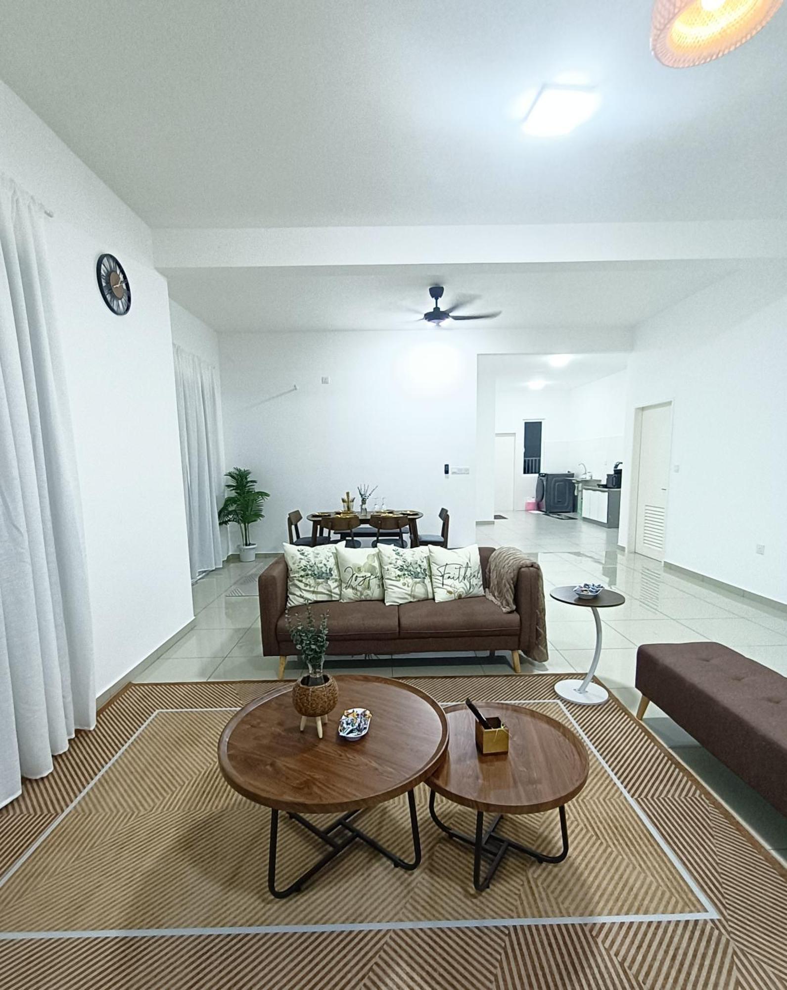 Bungavilla Resthouse Sendayan ポートディクソン エクステリア 写真